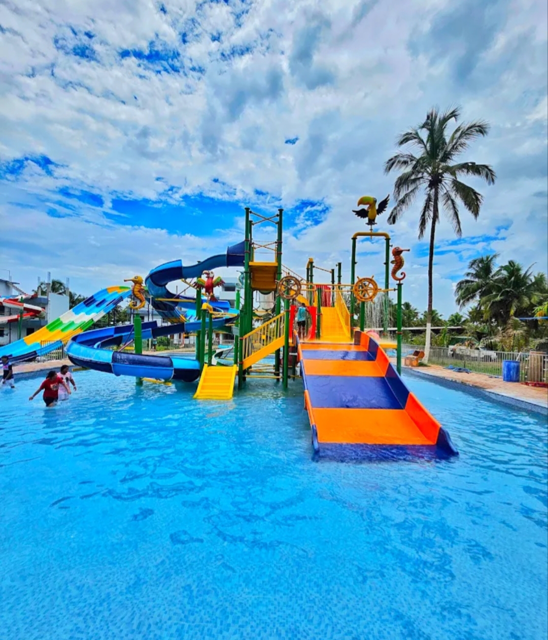 Joyland Waterpark 